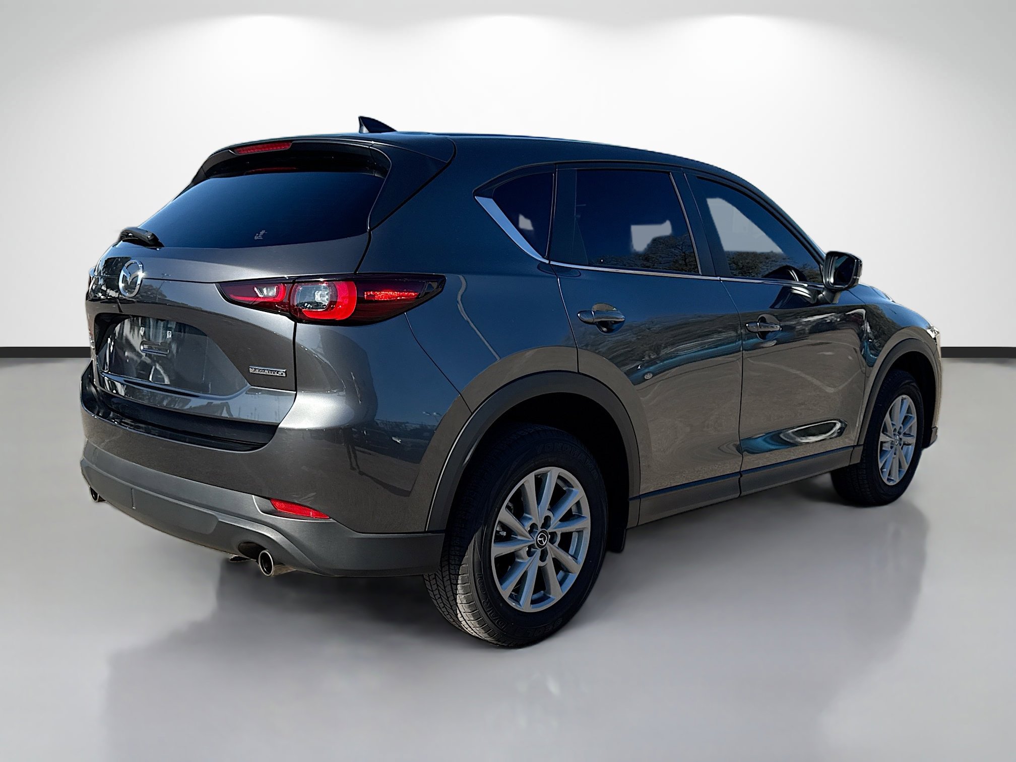 Used 2023 MAZDA CX-5 AWD 2.5 S w/ Preferred Package image 3
