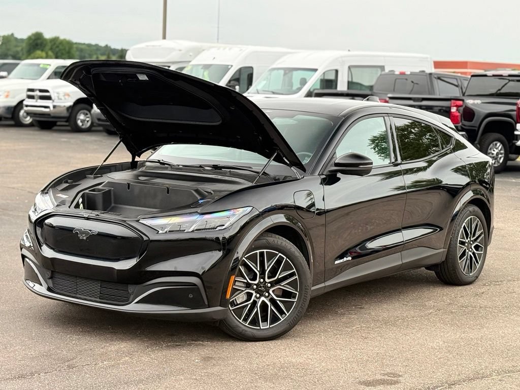 Used 2025 Ford Mustang Mach-E Premium AWD/4WD image 45