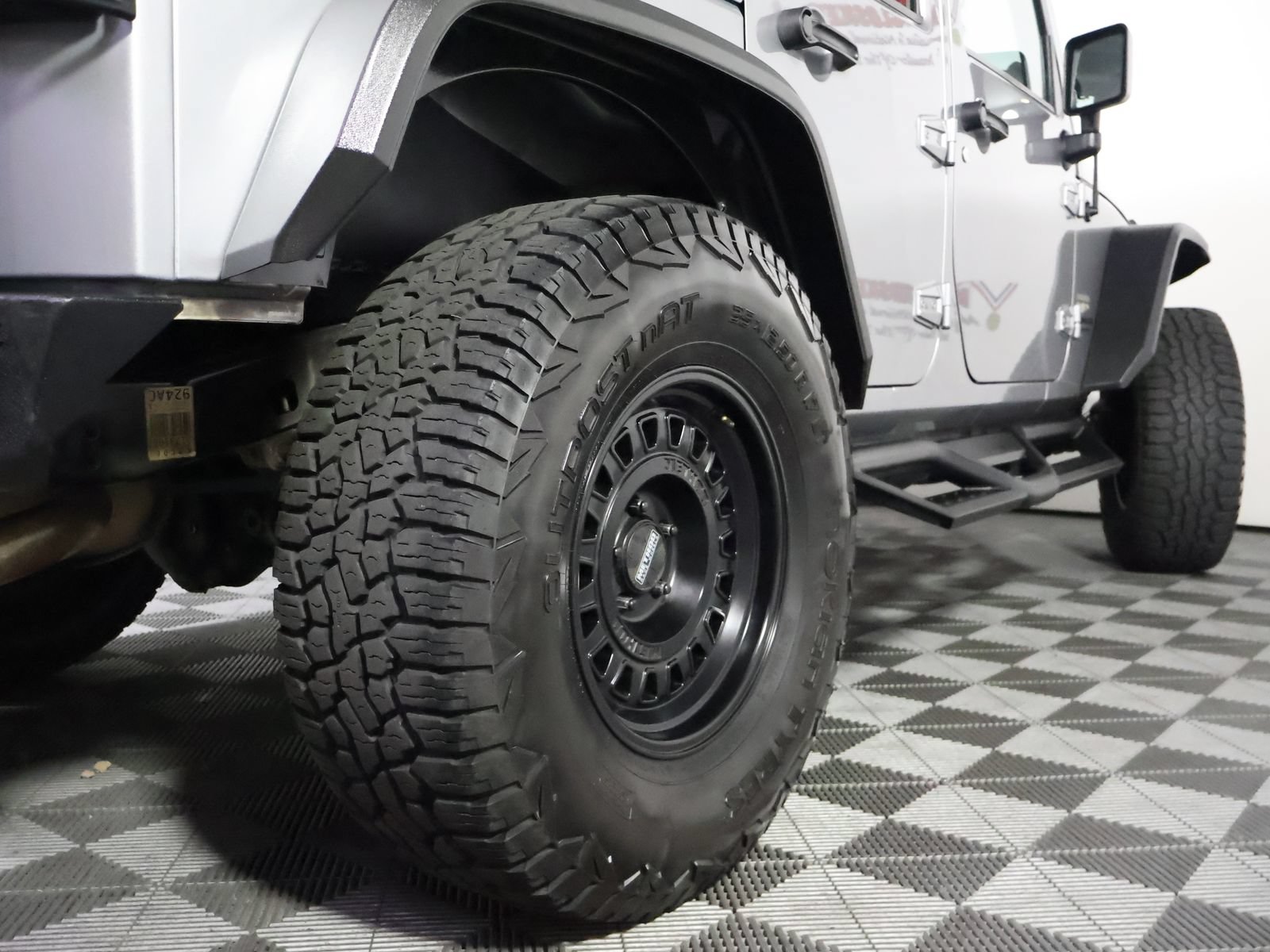 Used 2014 Jeep Wrangler Unlimited Sahara w/ Max Tow Package AWD/4WD image 10