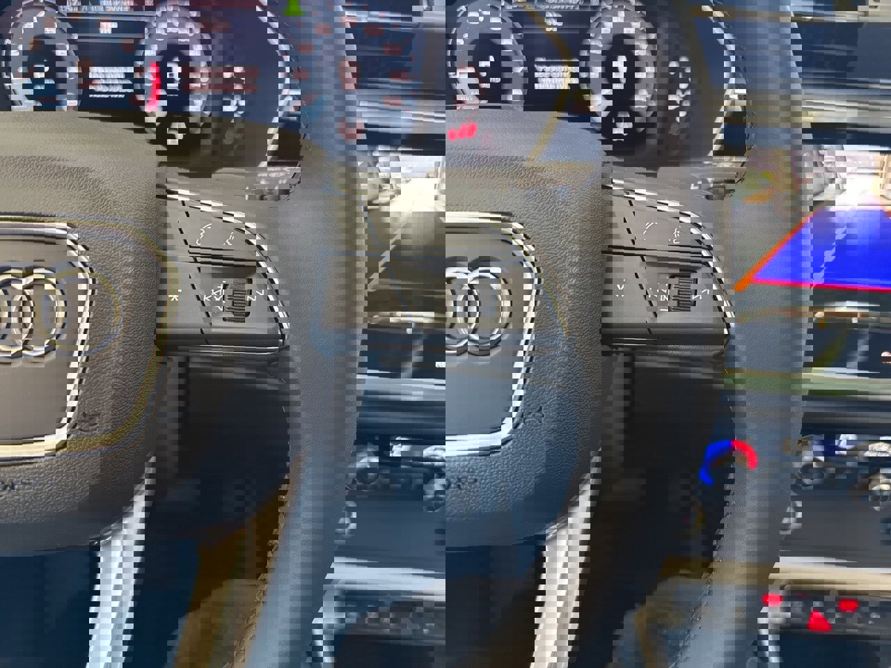 New 2025 Audi Q3 2.0T Premium image 22