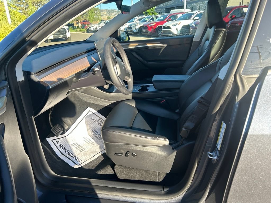 Used 2023 Tesla Model Y Long Range AWD/4WD image 24