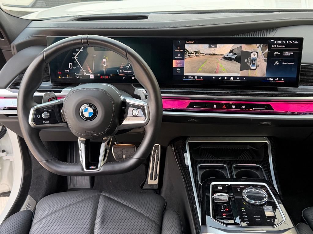 Used 2025 BMW 740i xDrive w/ Premium Package AWD/4WD image 26