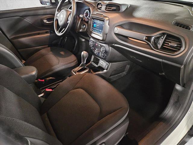 Used 2020 Jeep Renegade Altitude image 19