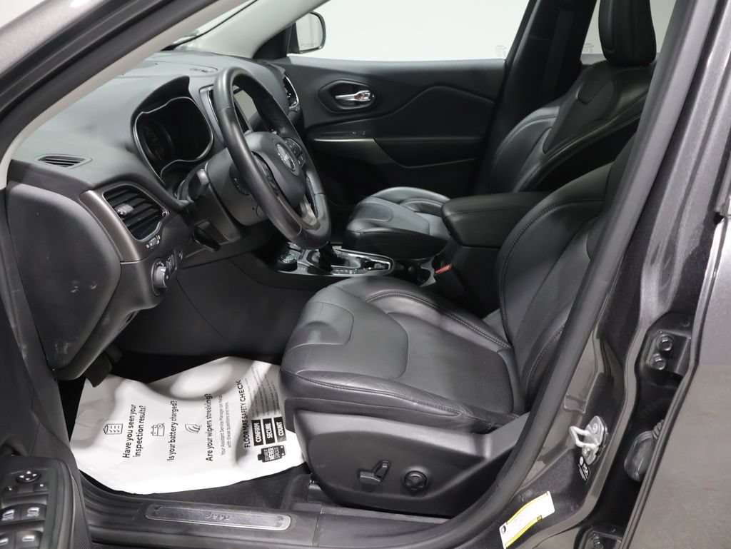 Used 2021 Jeep Cherokee Limited AWD/4WD image 9