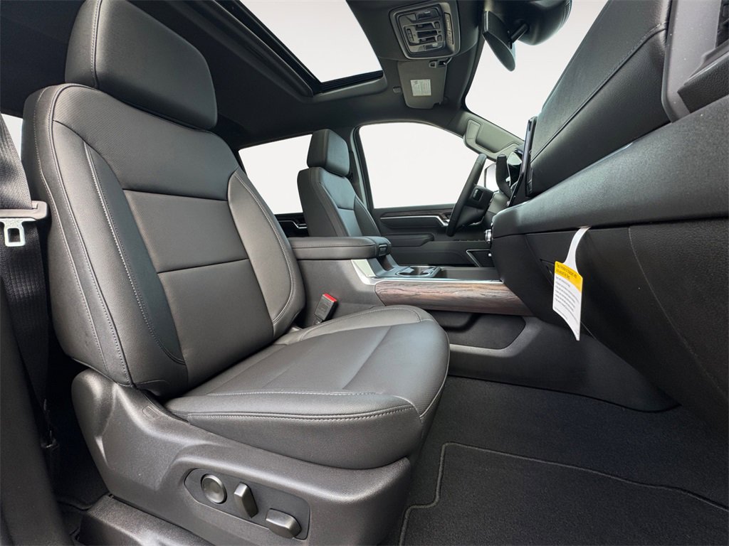 New 2026 GMC Sierra 2500 SLT w/ SLT Convenience Package image 15