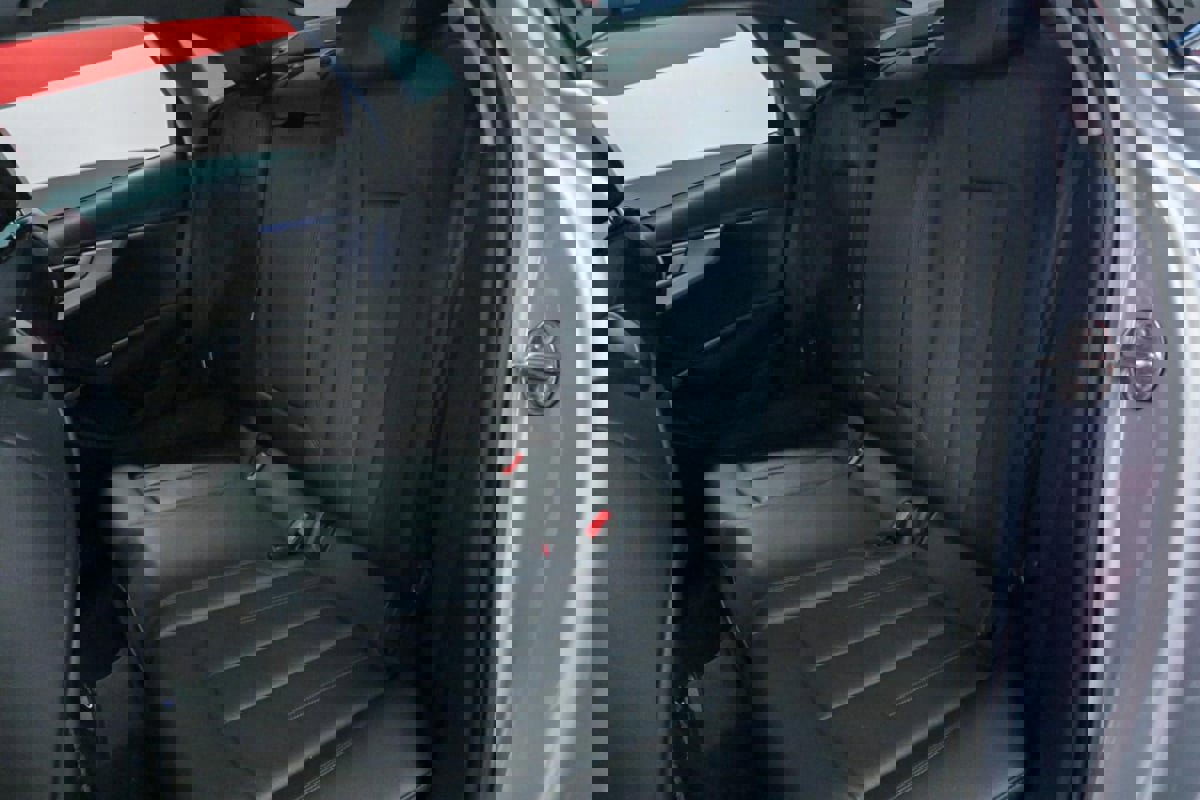 Used 2018 Audi A4 2.0T Premium Plus image 16