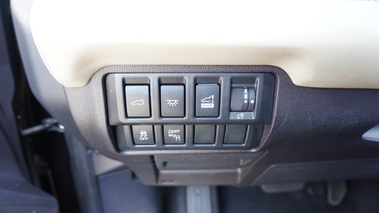Used 2020 Subaru Ascent Limited AWD/4WD image 20