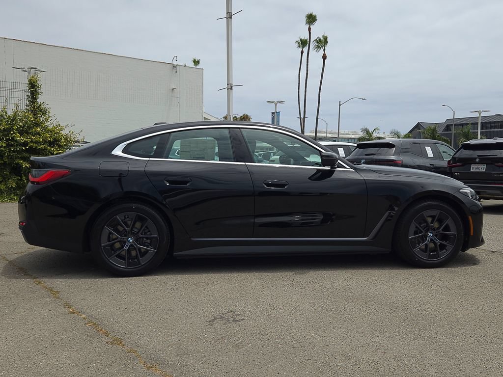 New 2026 BMW i4 eDrive40 w/ Parking Assistance Package RWD image 4