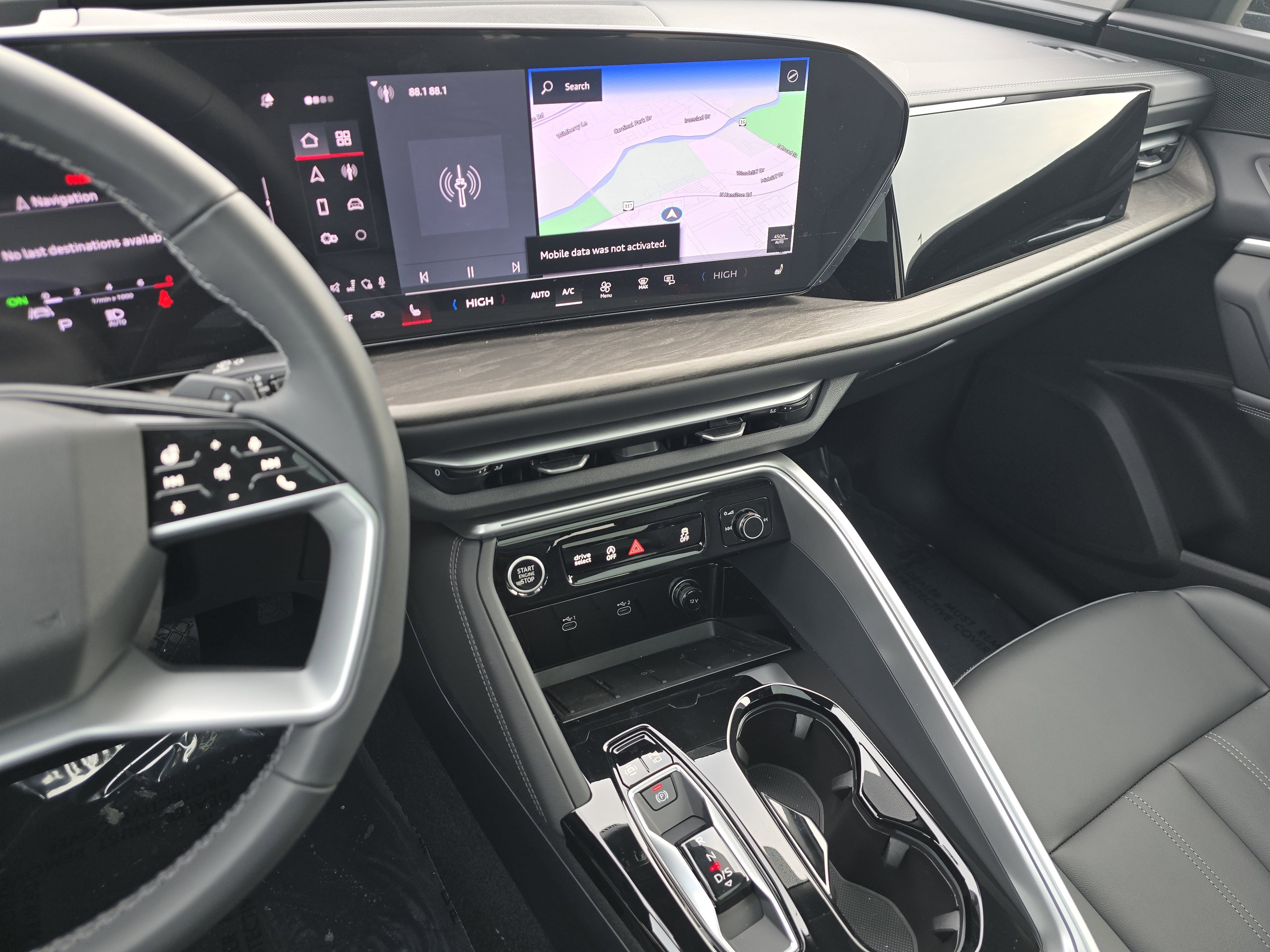 New 2025 Audi Q5 Premium Plus image 23