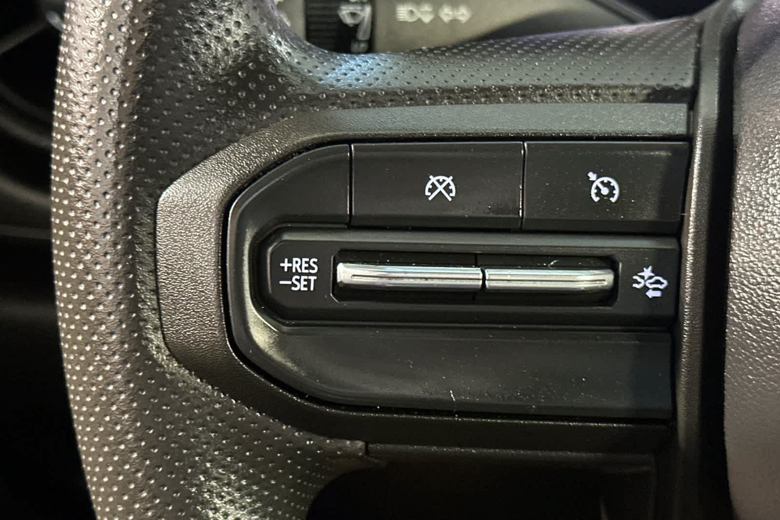 Used 2024 Chevrolet Colorado Trail Boss w/ Advanced Trailering Package AWD/4WD image 29