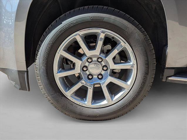 Used 2019 GMC Yukon Denali w/ Open Road Package image 9