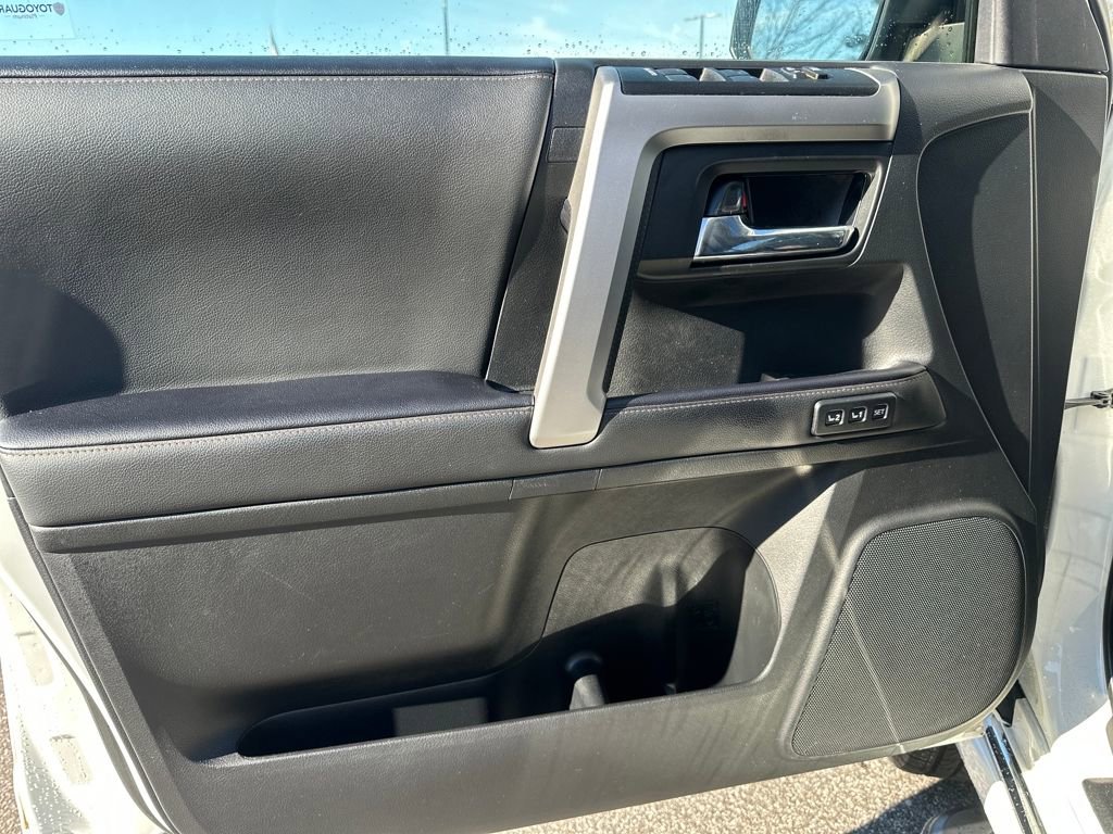 Used 2023 Toyota 4Runner Limited image 30