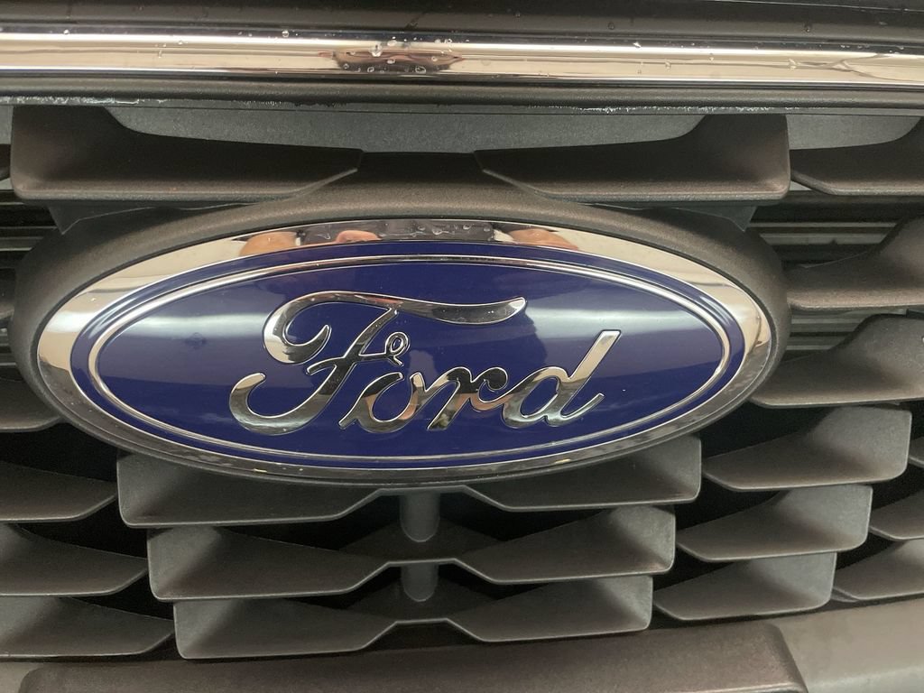 Used 2025 Ford Escape SE FWD image 25