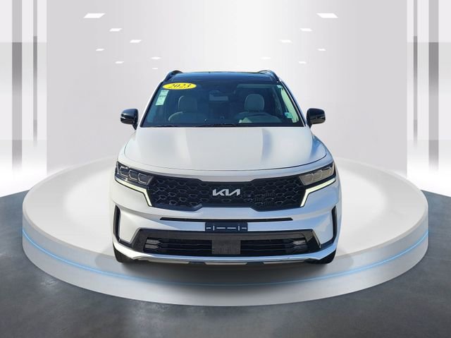 Used 2023 Kia Sorento SX image 2