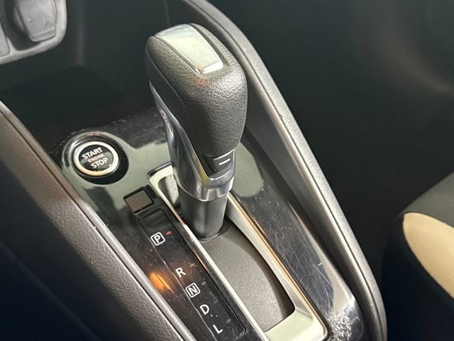 Used 2021 Nissan Versa SV image 33