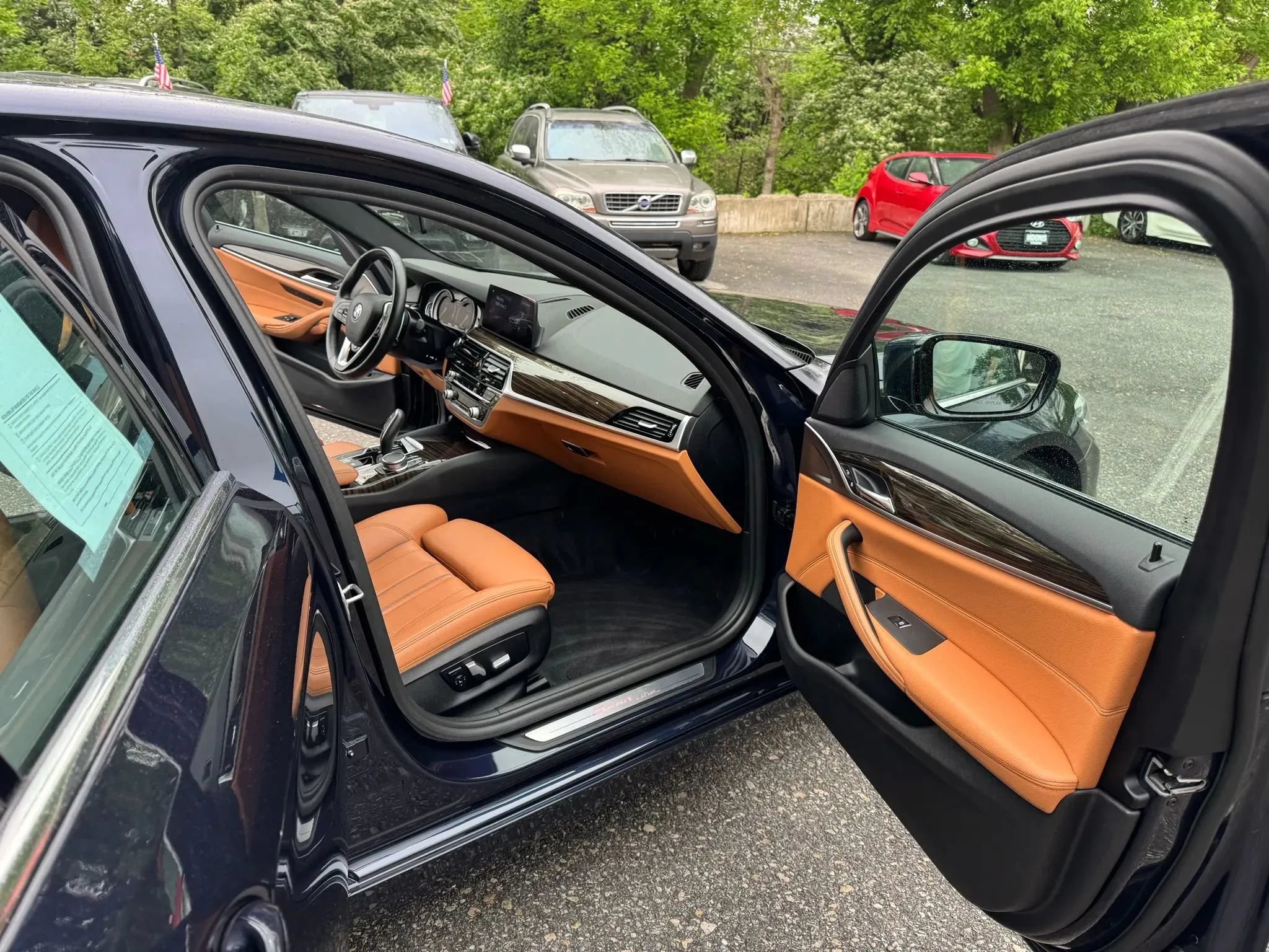 Used 2019 BMW 530i xDrive w/ Convenience Package AWD/4WD image 18