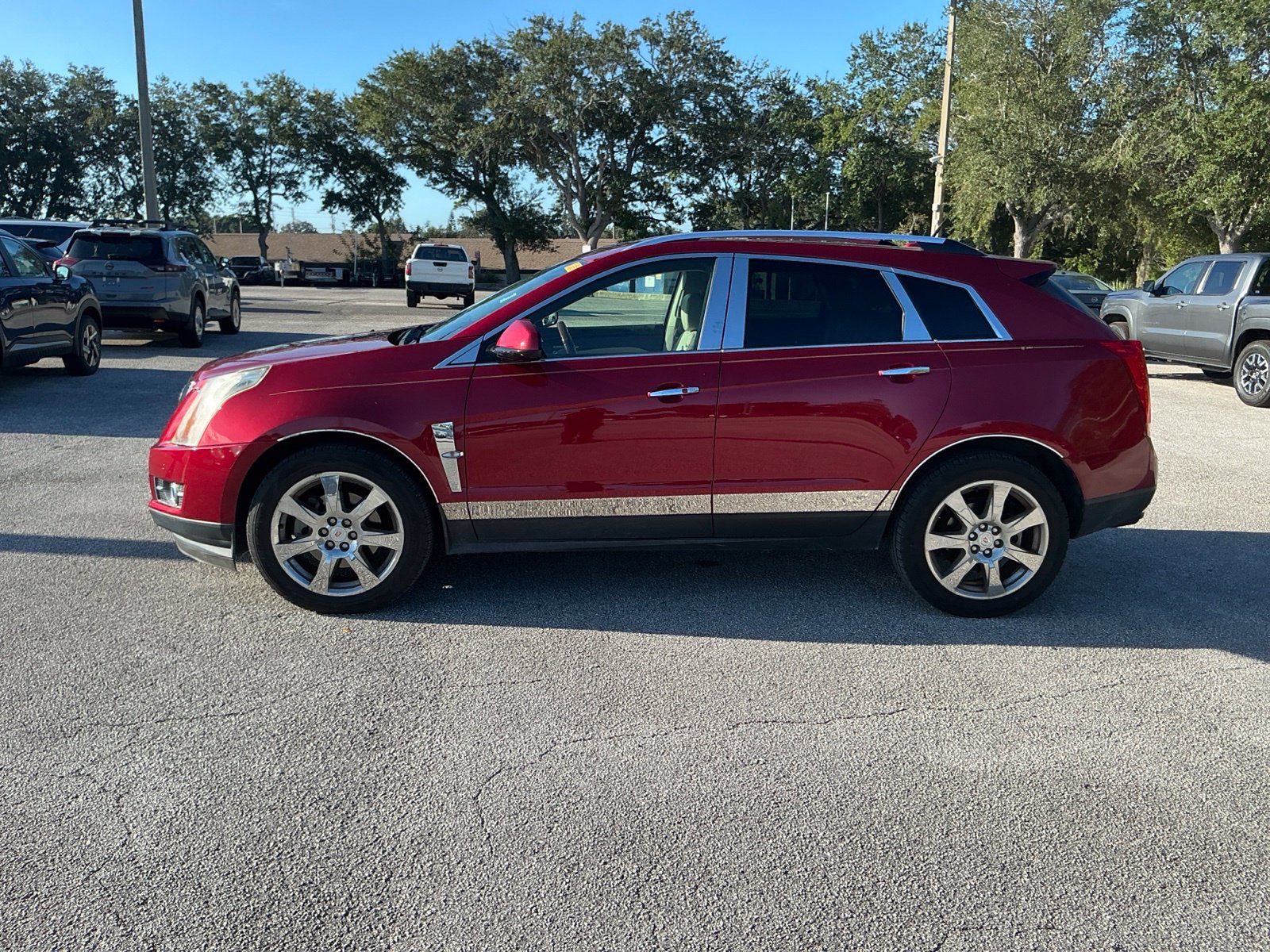 Used 2011 Cadillac SRX Performance FWD image 5