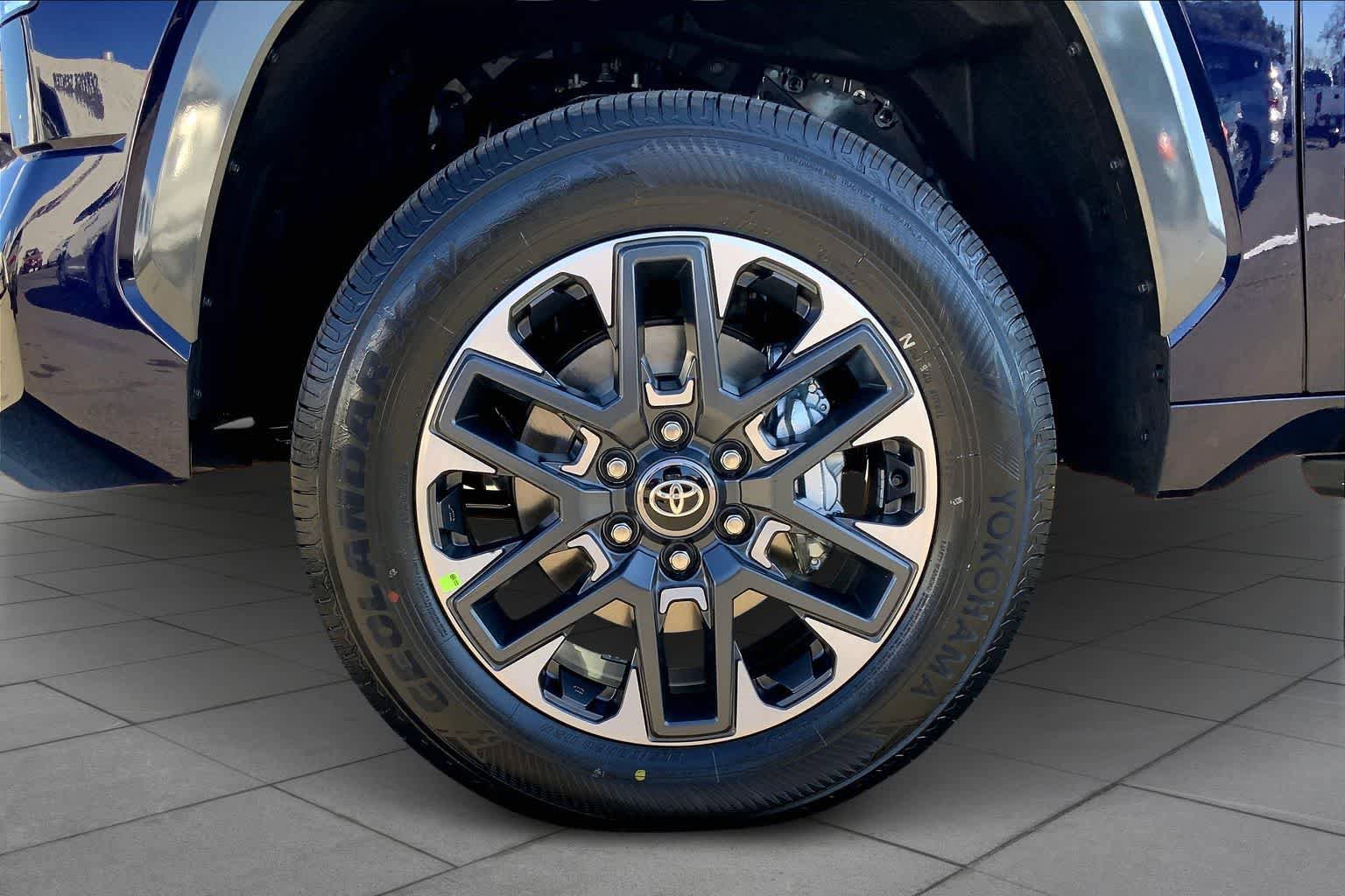 New 2026 Toyota Tundra Limited AWD/4WD image 11