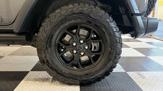 Used 2024 Jeep Wrangler Unlimited AWD/4WD image 11
