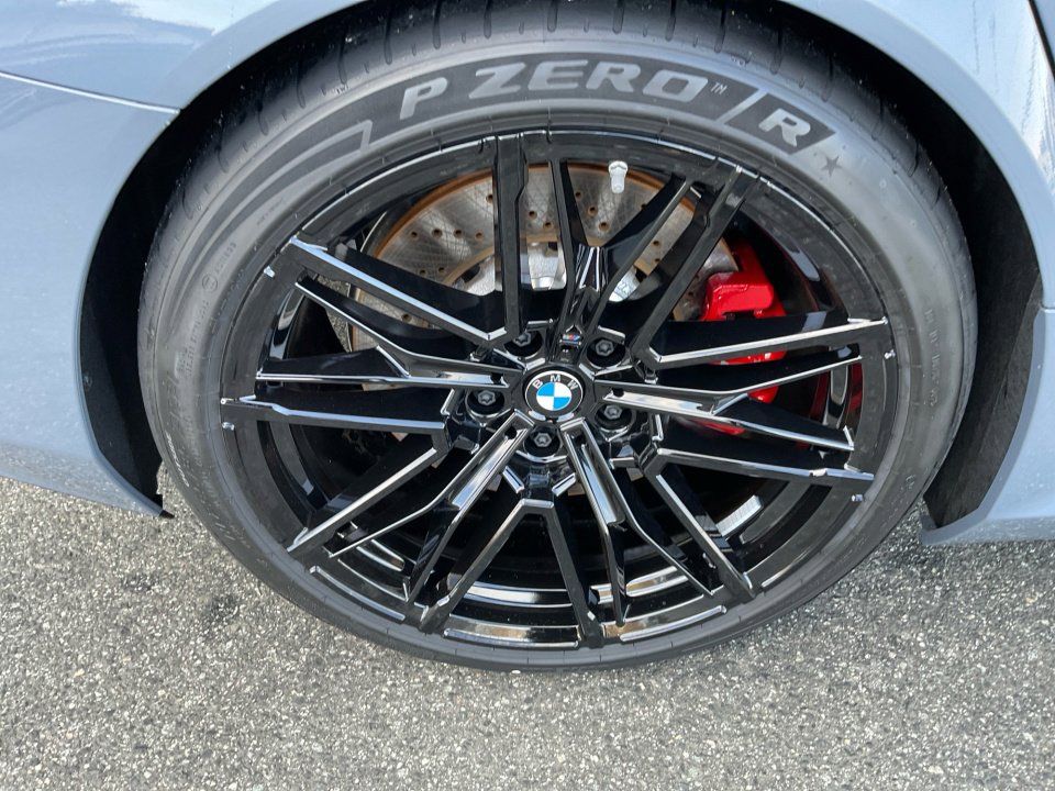 Used 2026 BMW M5 w/ Executive Package image 23