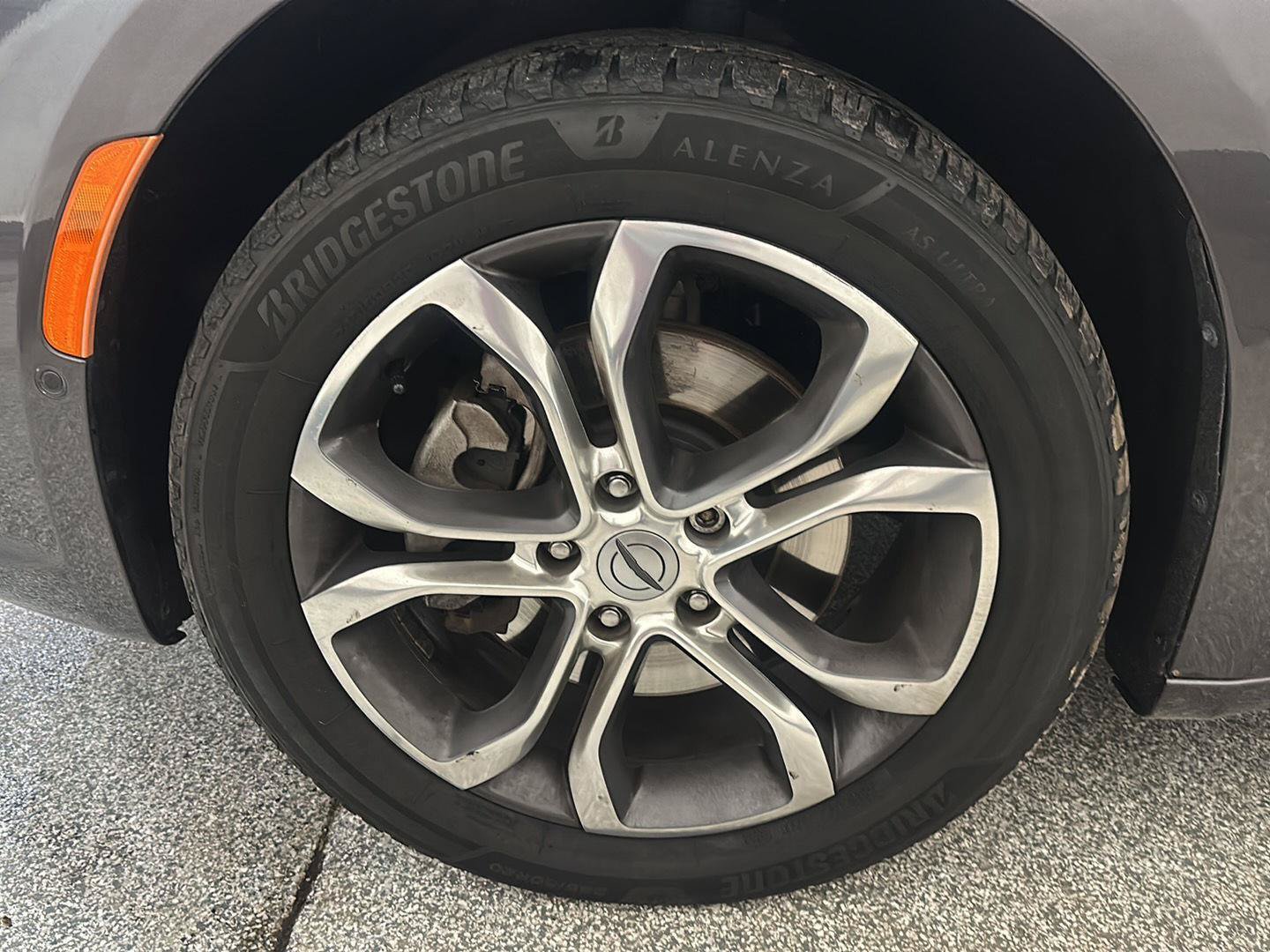 Used 2021 Chrysler Pacifica Pinnacle AWD/4WD image 12