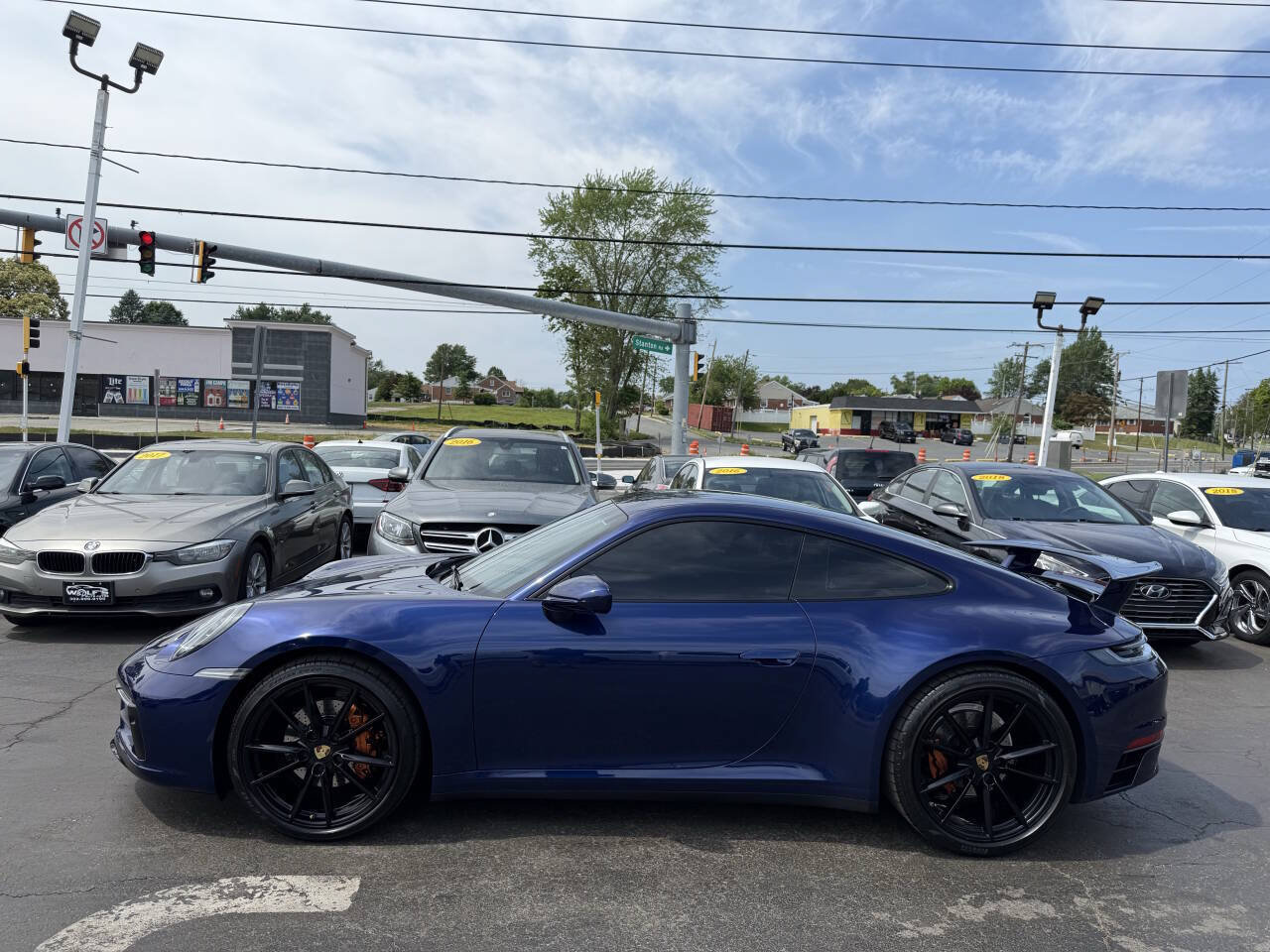 Used 2021 Porsche 911 Carrera w/ Premium Package RWD image 7