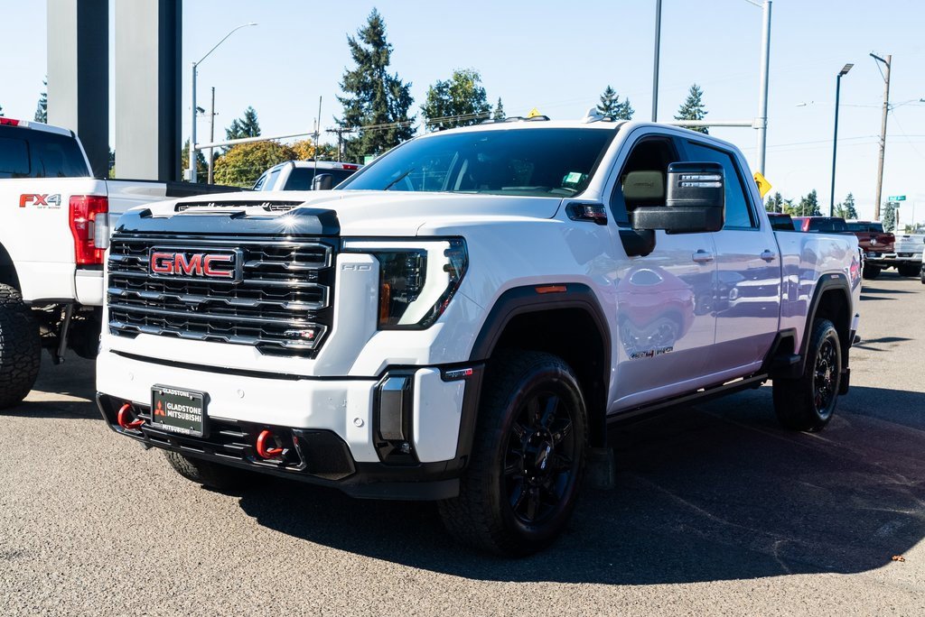 Used 2024 GMC Sierra 2500 AT4 w/ Technology Package image 3