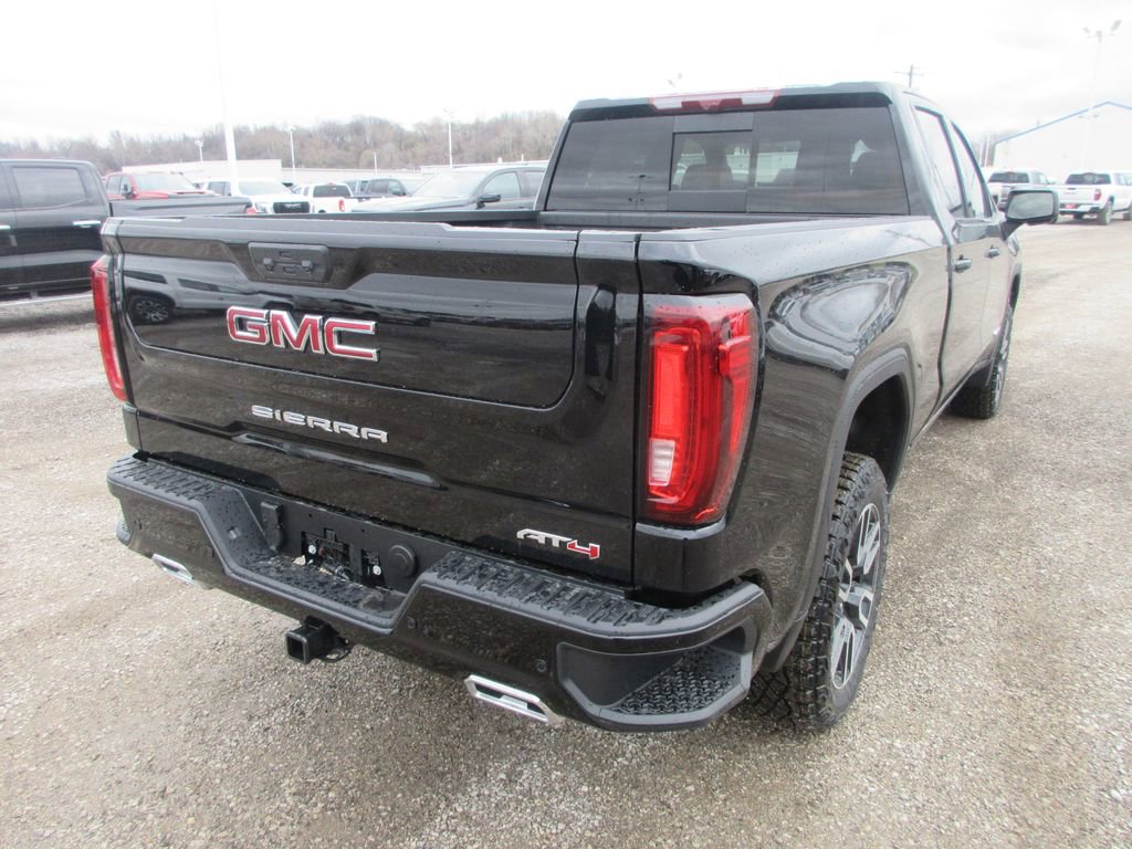 New 2026 GMC Sierra 1500 AT4 w/ AT4 Premium Package image 4