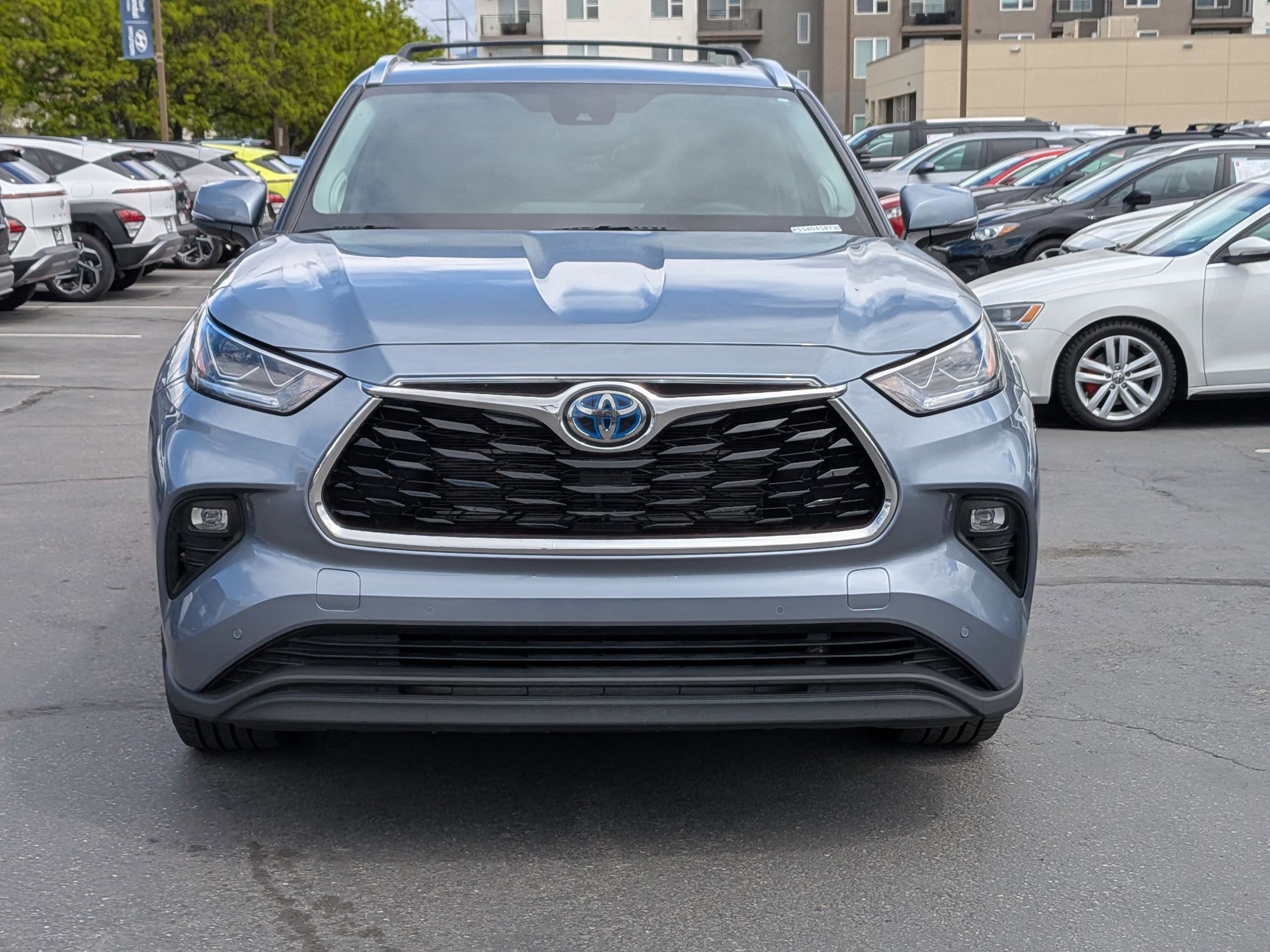 Used 2023 Toyota Highlander Limited AWD/4WD image 10
