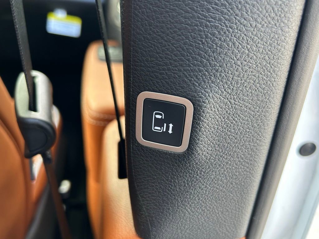 New 2026 Chrysler Pacifica Pinnacle image 46