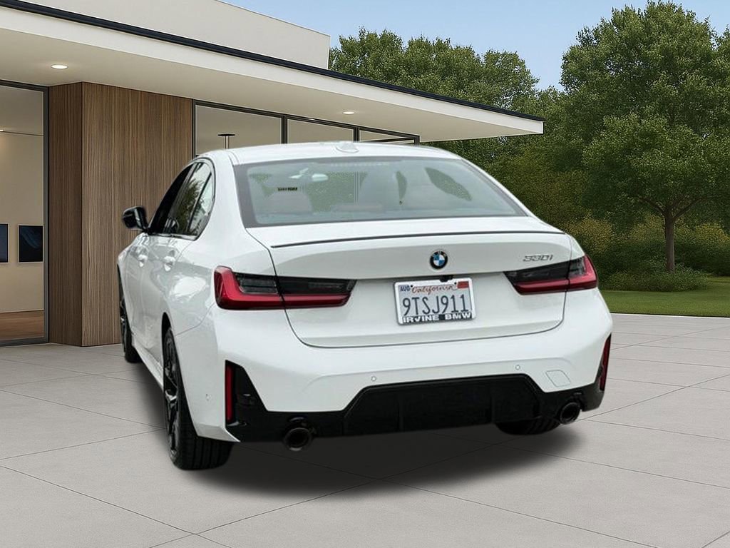 Used 2025 BMW 330i Sedan w/ M Sport Package image 10