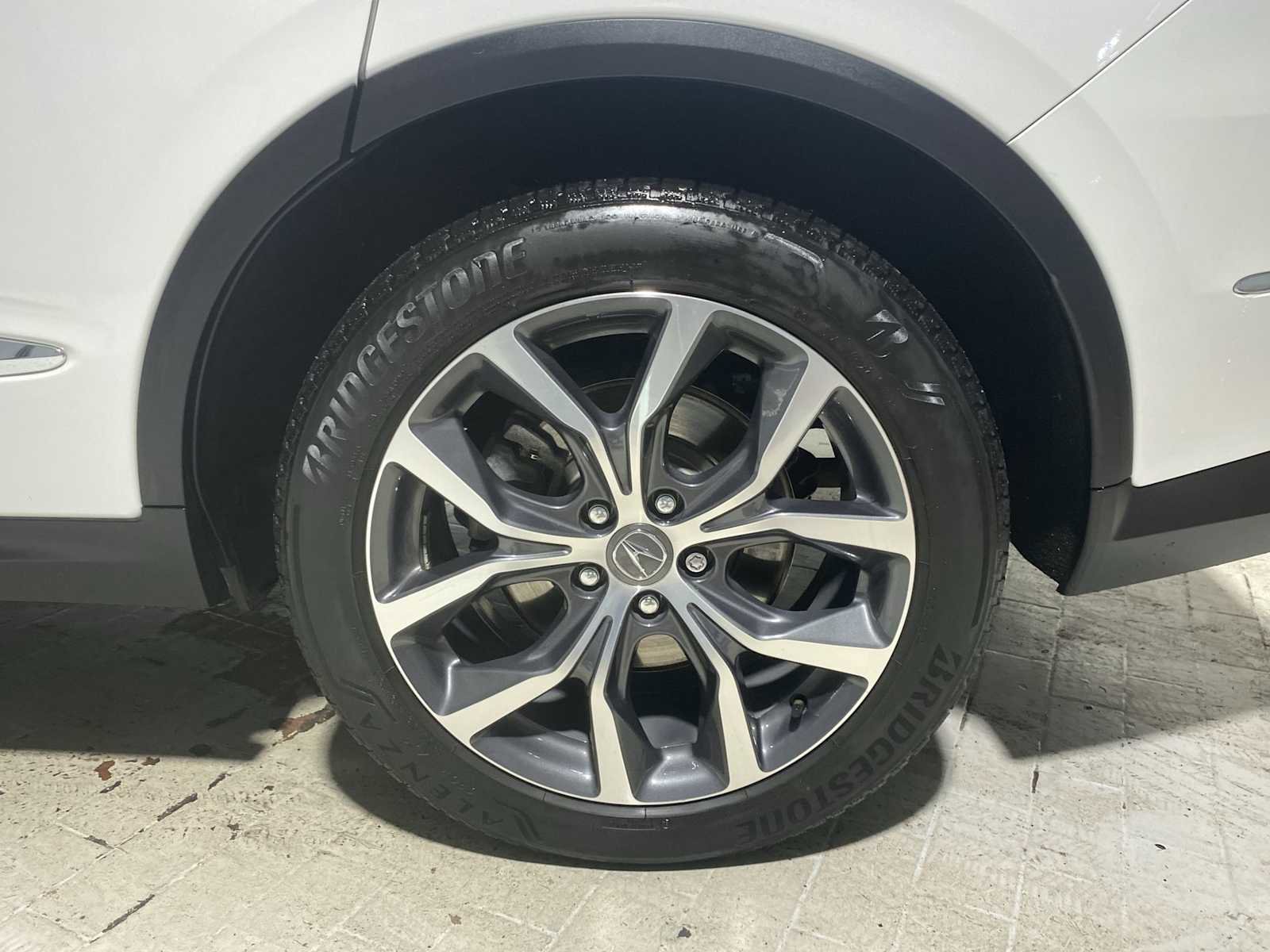 Certified 2023 Acura MDX SH-AWD w/ Technology Package image 8