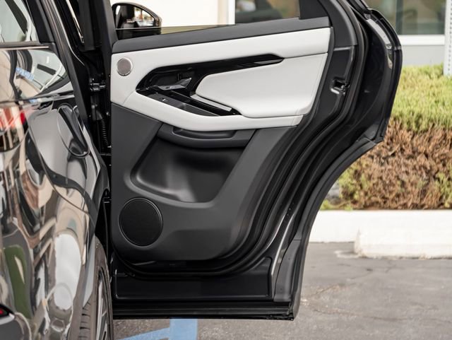 New 2026 Land Rover Range Rover Evoque Dynamic SE image 26