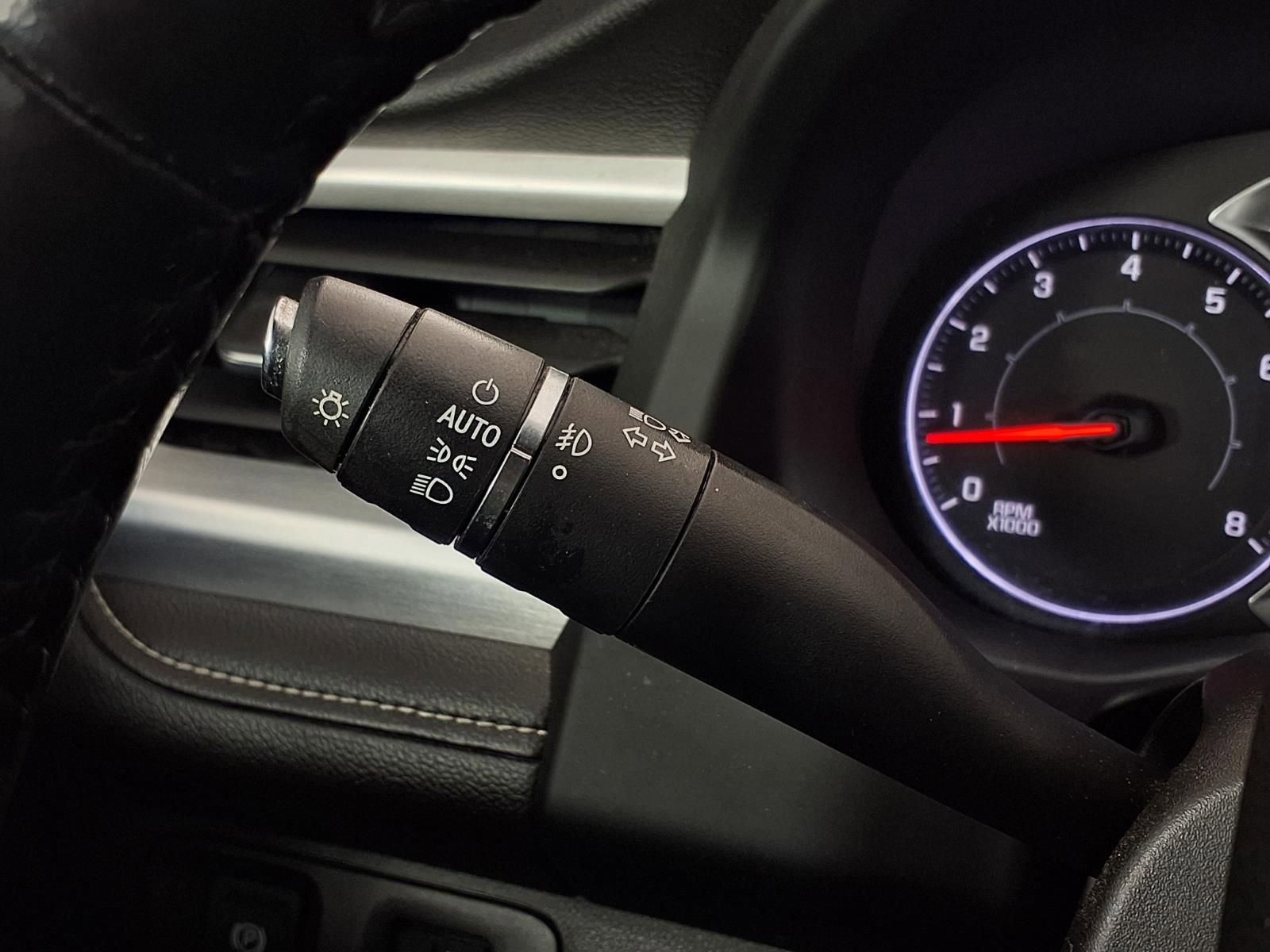 Used 2019 GMC Acadia SLT w/ LPO, Floor Liner Package image 25