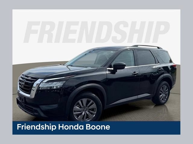 Used 2025 Nissan Pathfinder SV