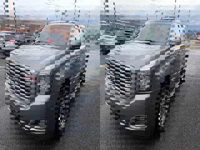 Used 2018 GMC Yukon XL SLT w/ Premium Edition image 1