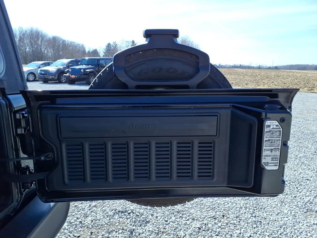 Used 2021 Jeep Wrangler Unlimited Sport image 25
