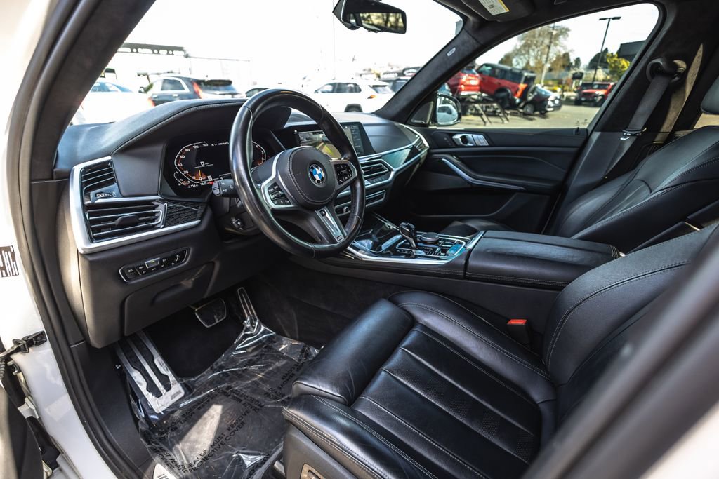 Used 2022 BMW X7 M50i w/ Cold Weather Package AWD/4WD image 23