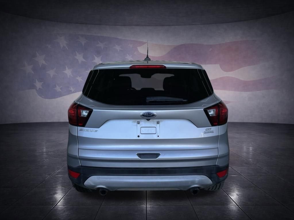 Used 2019 Ford Escape SE image 6