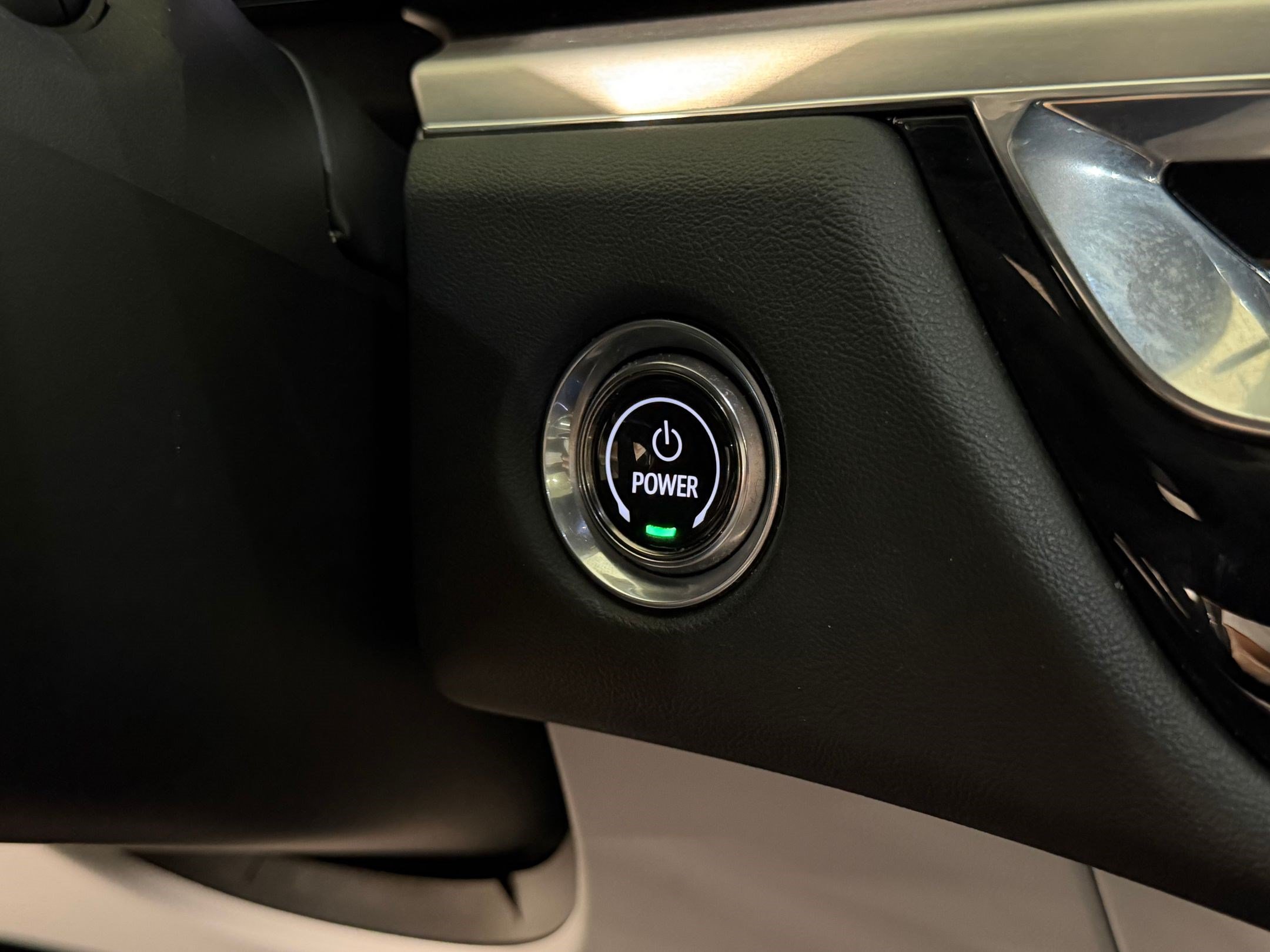Certified 2024 Cadillac Lyriq Sport RWD image 16