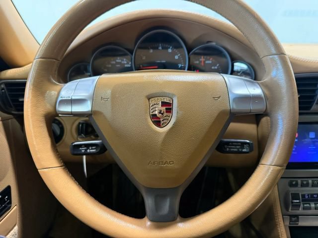 Used 2005 Porsche 911 Carrera RWD image 13