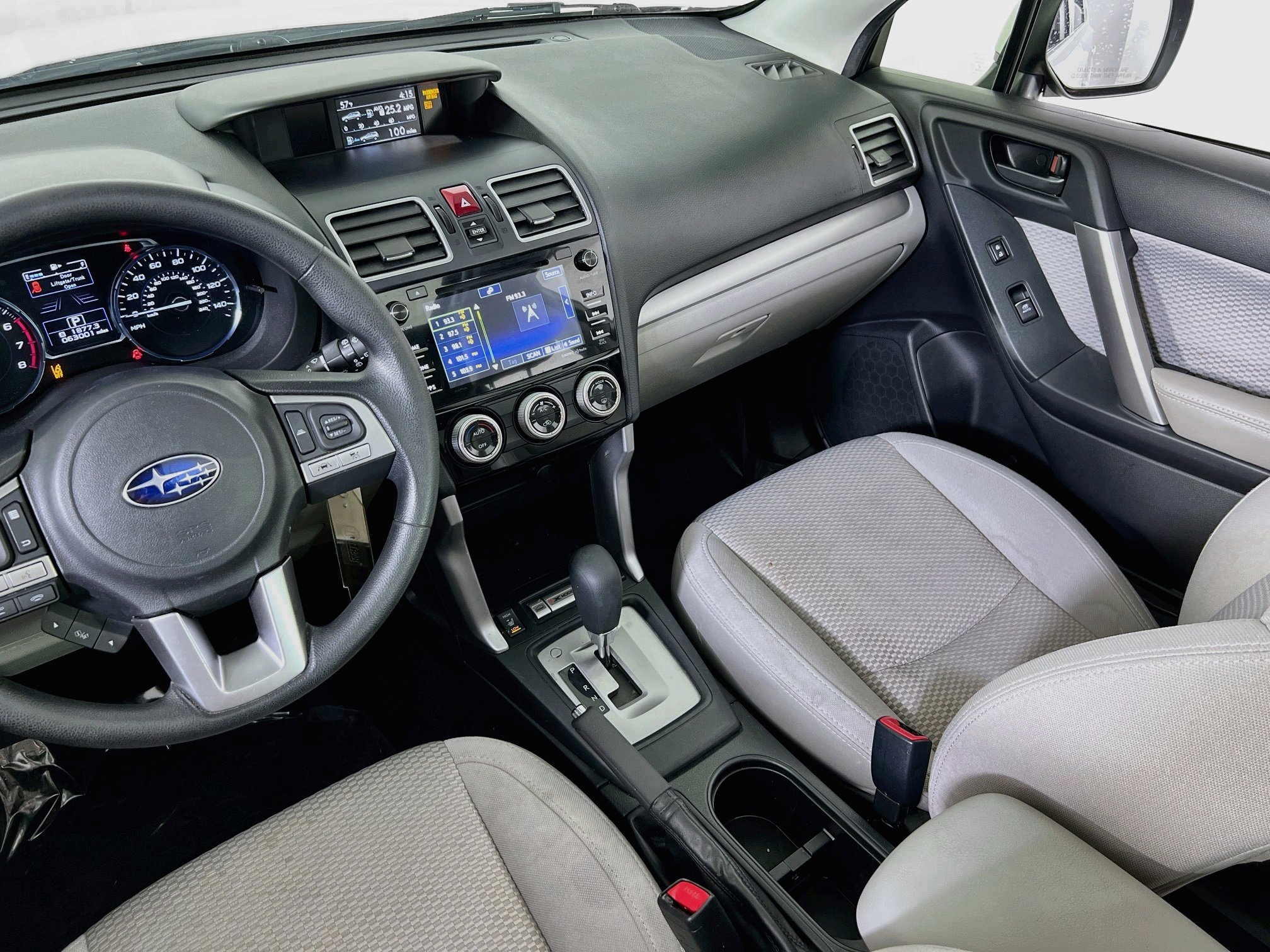 Used 2018 Subaru Forester 2.5i Premium AWD/4WD image 23