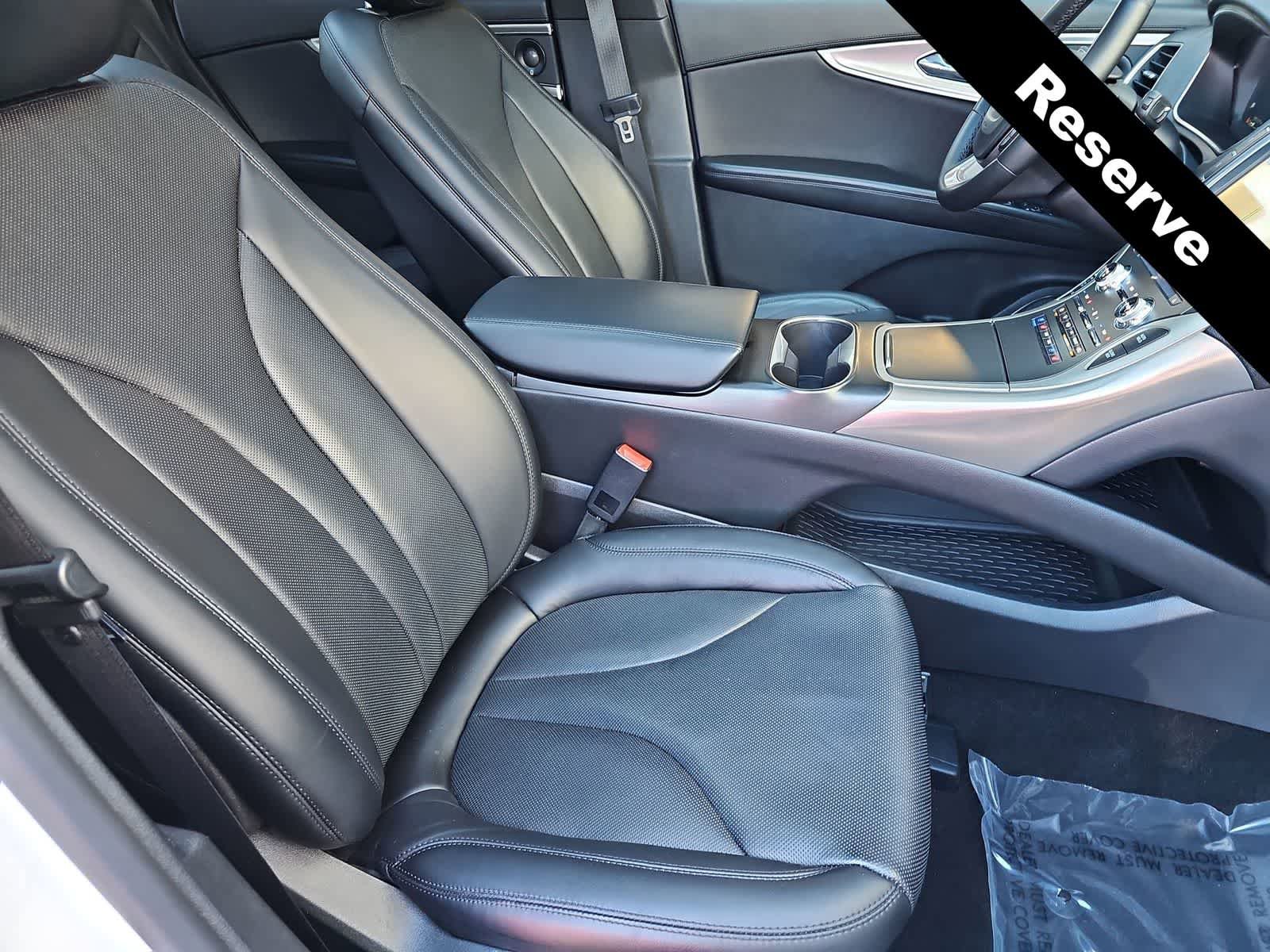 Used 2020 Lincoln Nautilus Reserve FWD image 18