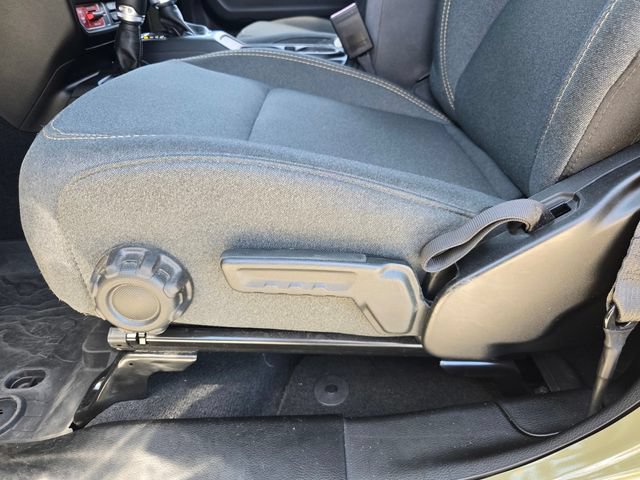 Used 2025 Jeep Gladiator Sport AWD/4WD image 18