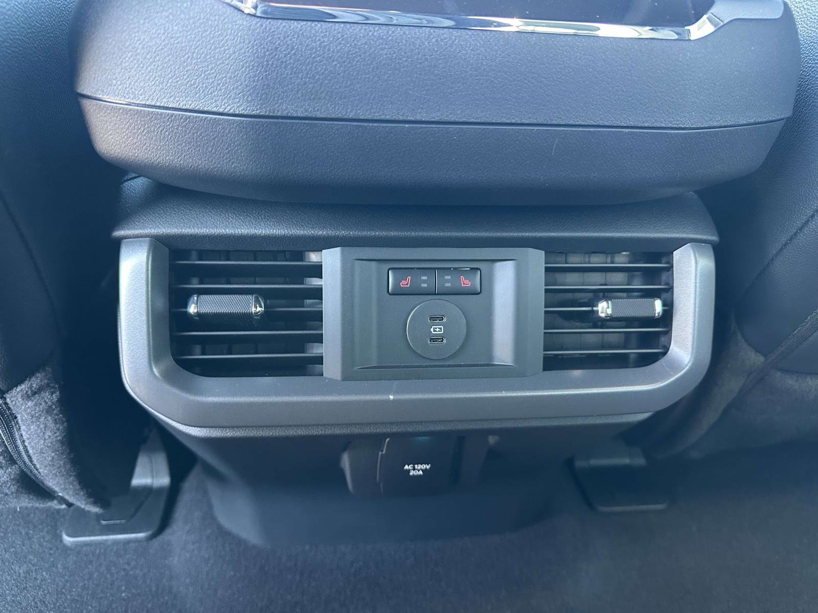New 2025 Ford F150 Lightning Lariat image 9