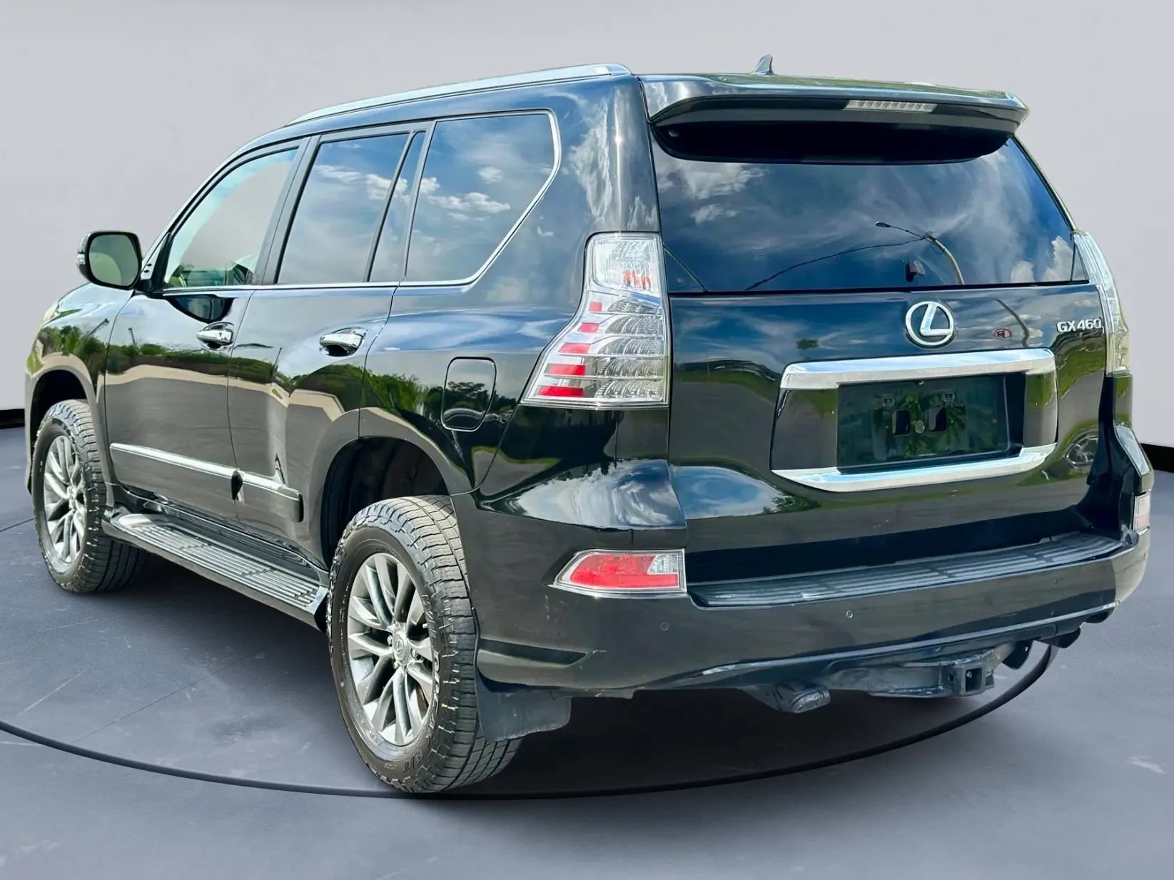 Used 2014 Lexus GX 460 Luxury w/ Driver Support Package AWD/4WD image 5