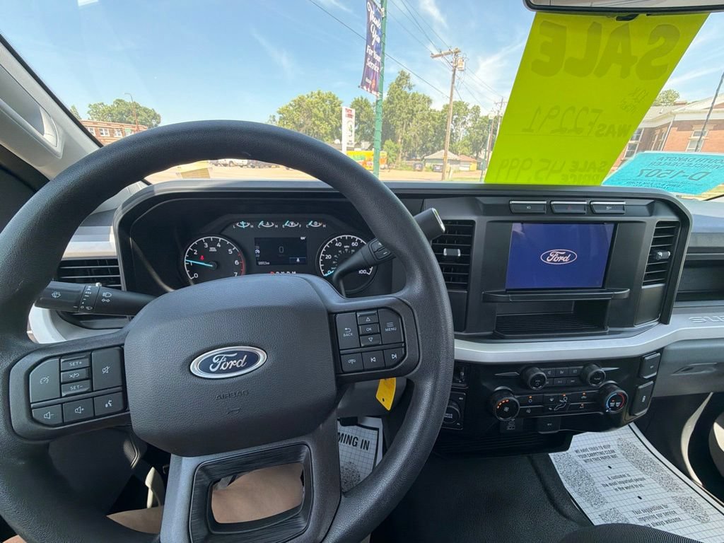 Used 2024 Ford F250 XL w/ 360-Degree Camera Package AWD/4WD image 11
