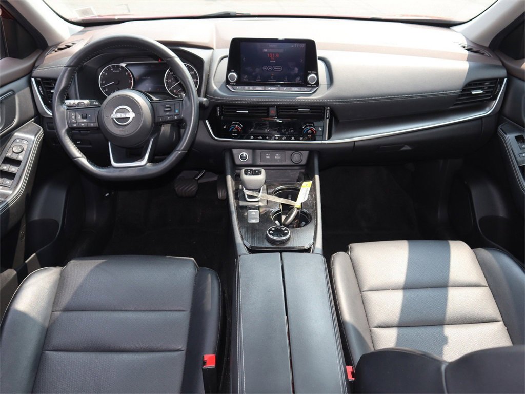 Certified 2022 Nissan Rogue SV w/ SV Premium Package image 17