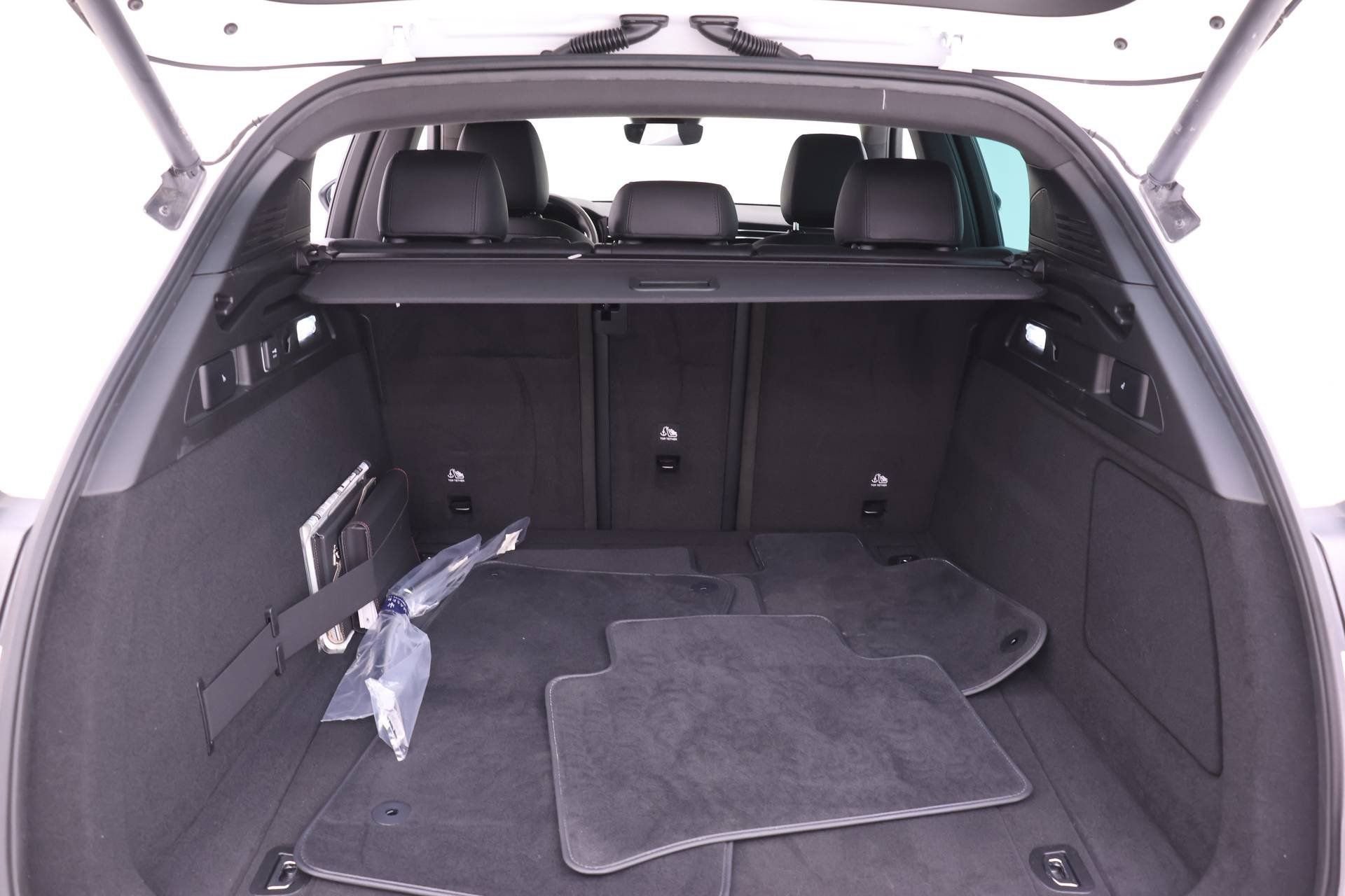 Used 2023 Maserati Grecale GT image 18