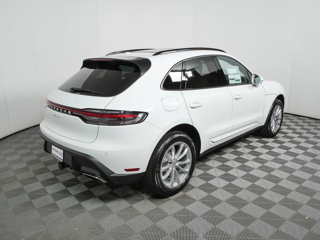 Certified 2026 Porsche Macan Turbo AWD/4WD image 28